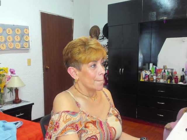 AngelinaStone65