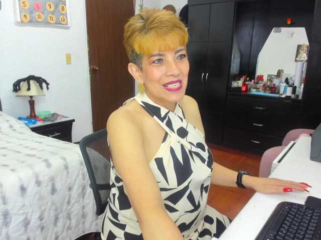 AngelinaStone65
