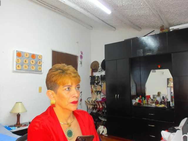 AngelinaStone65
