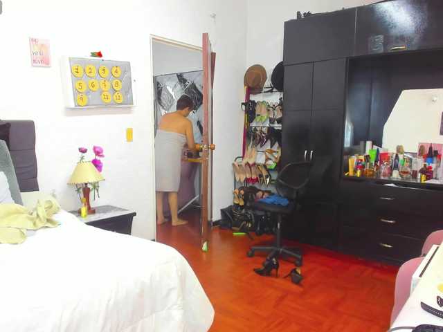 AngelinaStone65 live cam on BongaCams