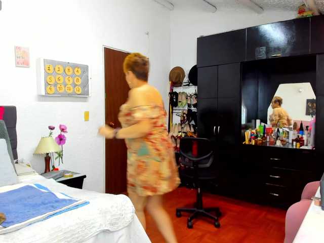 AngelinaStone65