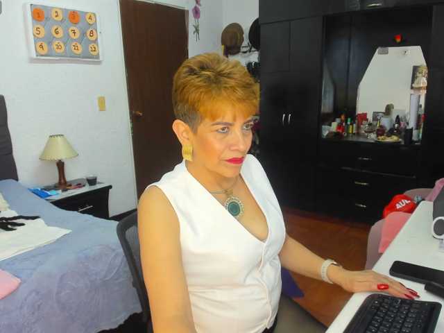 AngelinaStone65