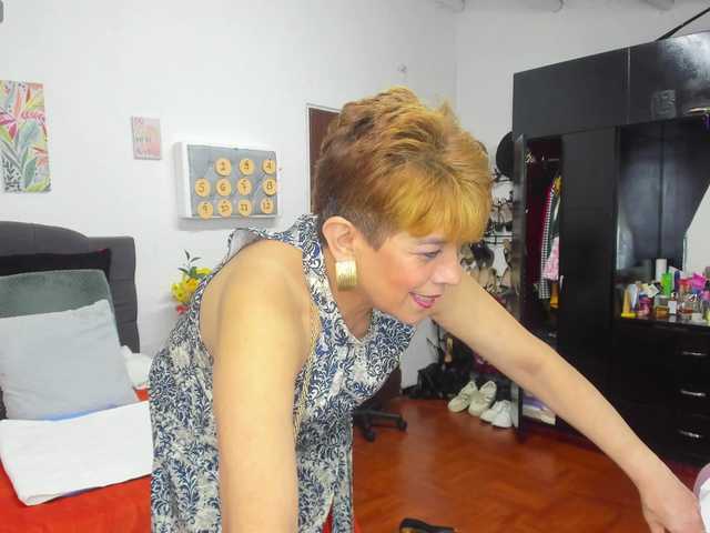 AngelinaStone65
