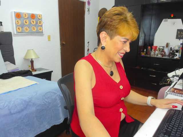 AngelinaStone65