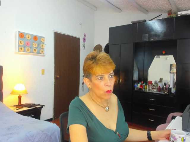 AngelinaStone65