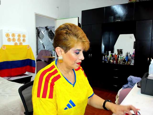 AngelinaStone65