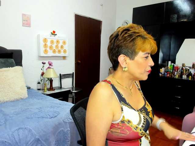 AngelinaStone65