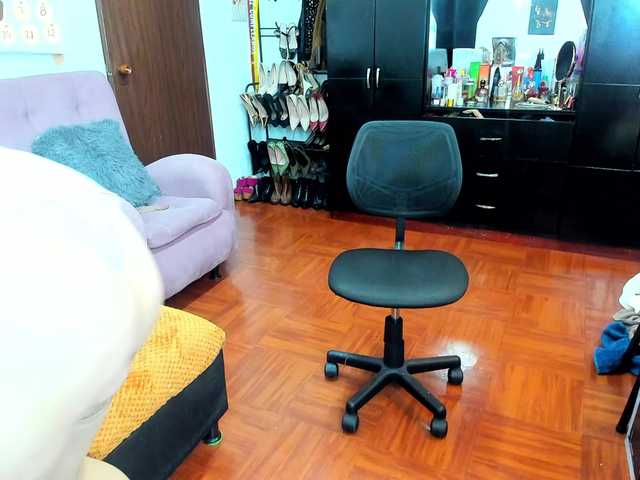 AngelinaStone65