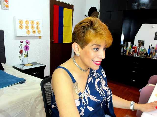 AngelinaStone65