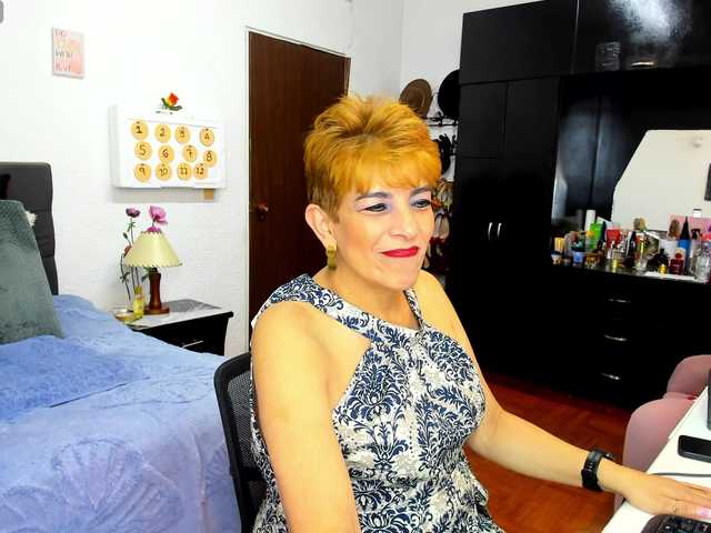 AngelinaStone65