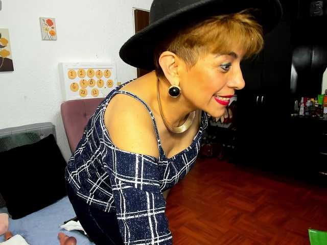 AngelinaStone65