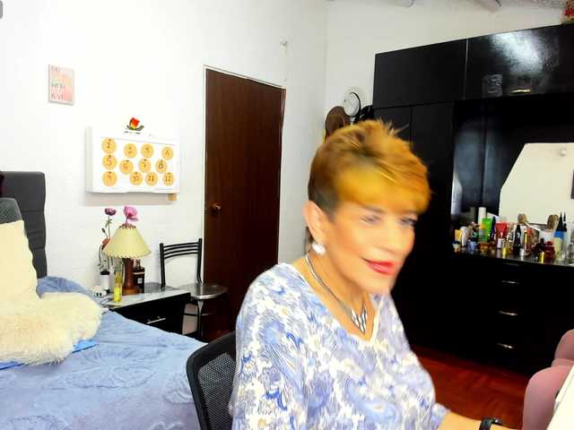 AngelinaStone65