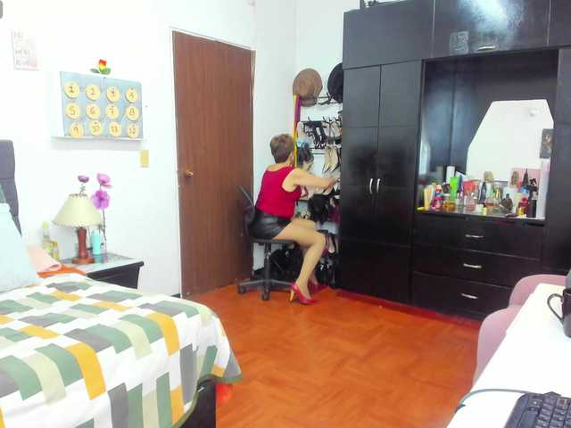 AngelinaStone65