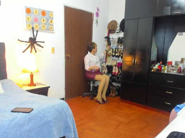 AngelinaStone65