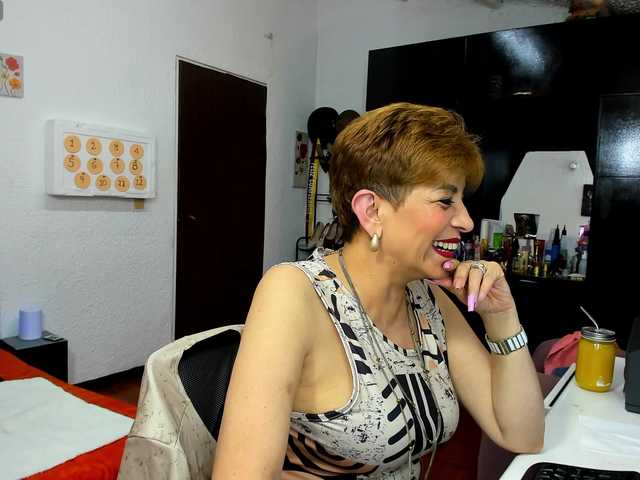 AngelinaStone65