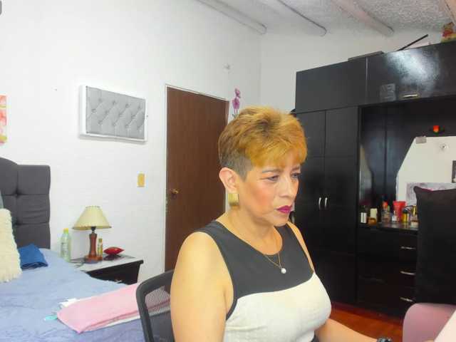 AngelinaStone65