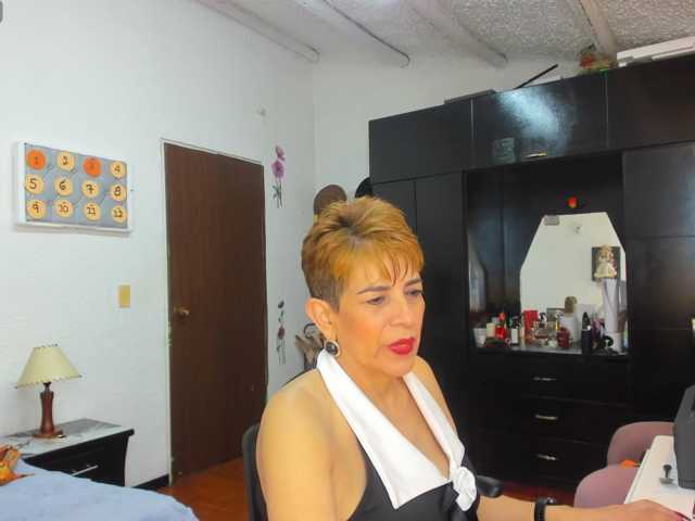 AngelinaStone65, live now on BongaCams
