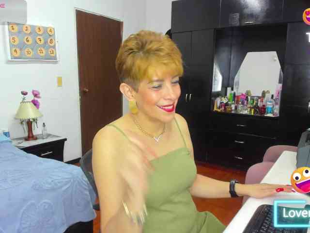 AngelinaStone65 webcam