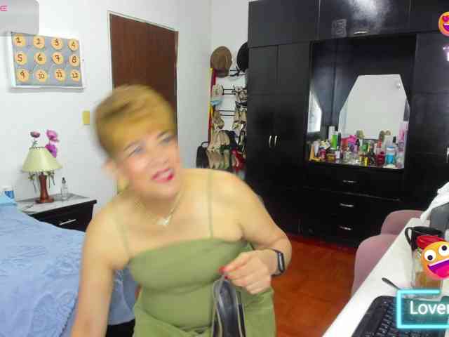 AngelinaStone65 webcam