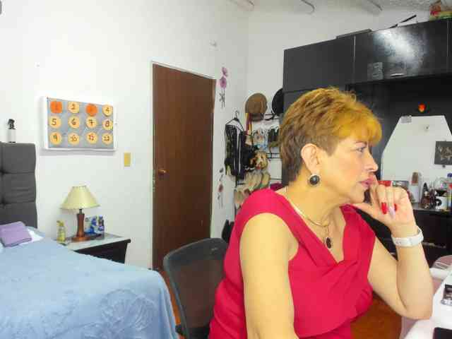 AngelinaStone65 webcam