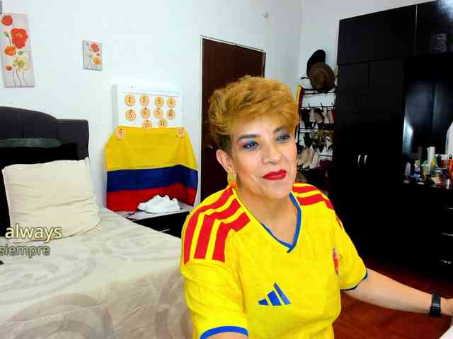 AngelinaStone65 webcam