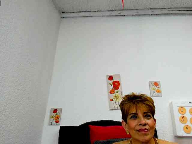 AngelinaStone65 webcam