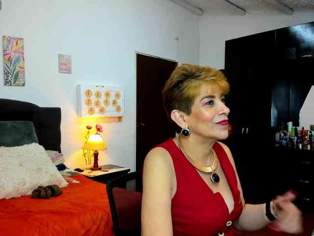 AngelinaStone65 webcam