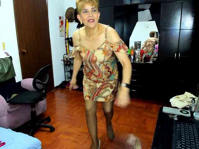 AngelinaStone65 webcam