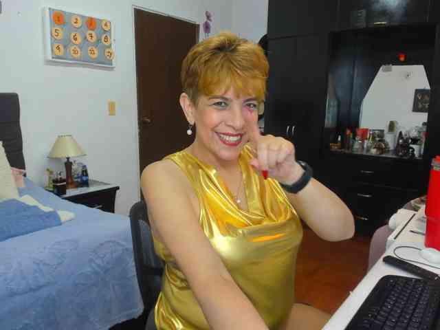 AngelinaStone65 webcam