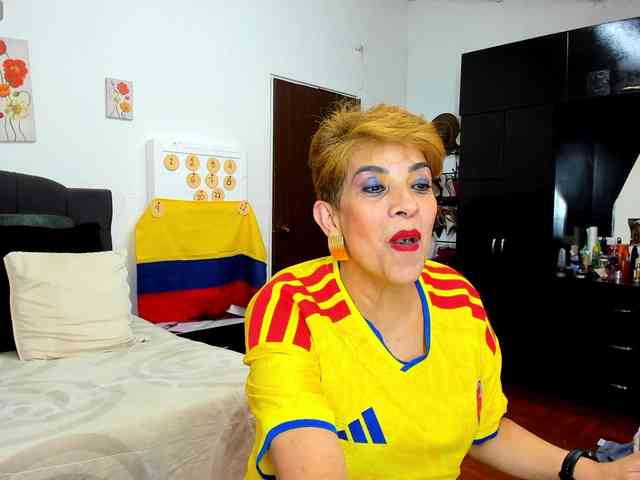 AngelinaStone65 webcam