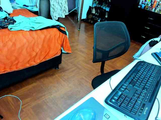 AngelinaStone65 webcam