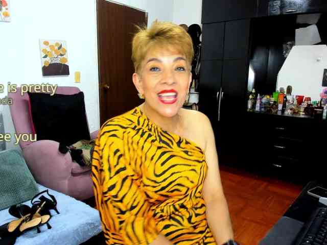 AngelinaStone65 webcam