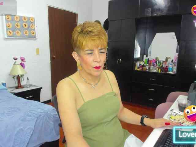 AngelinaStone65 webcam