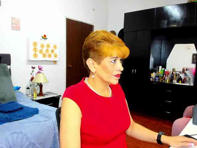 AngelinaStone65