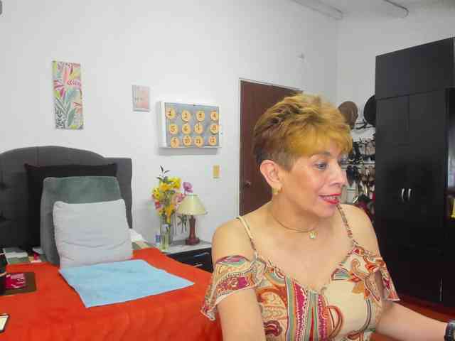 AngelinaStone65
