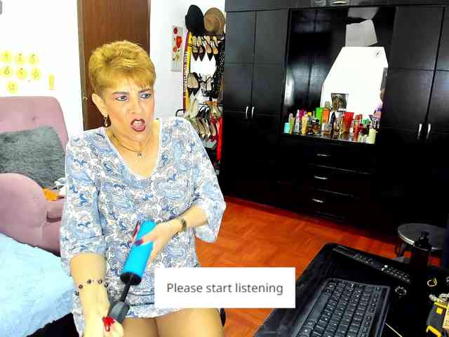 AngelinaStone65 webcam