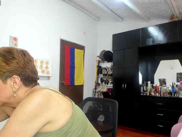 AngelinaStone65