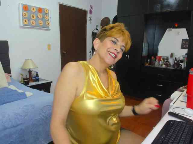 AngelinaStone65 webcam