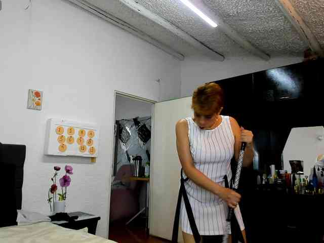 AngelinaStone65 webcam