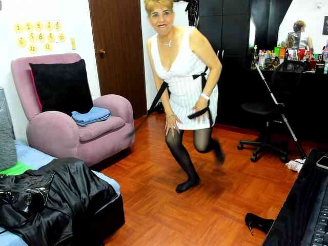 AngelinaStone65 webcam