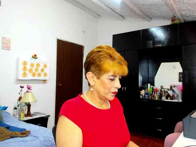 AngelinaStone65 webcam