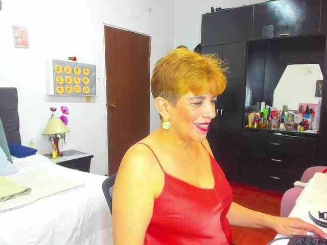 AngelinaStone65 webcam