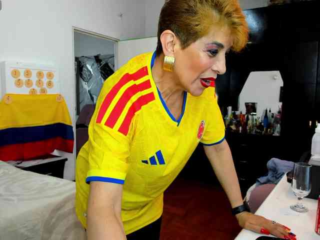 AngelinaStone65 webcam