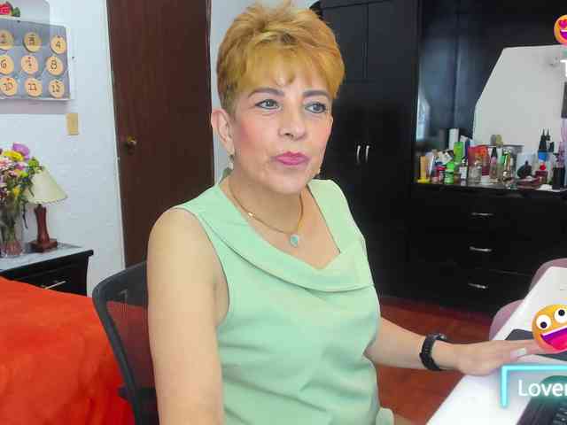 AngelinaStone65 webcam