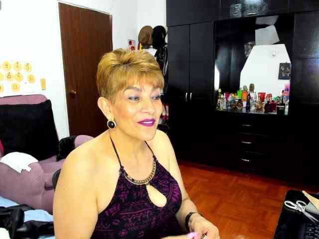 AngelinaStone65 webcam