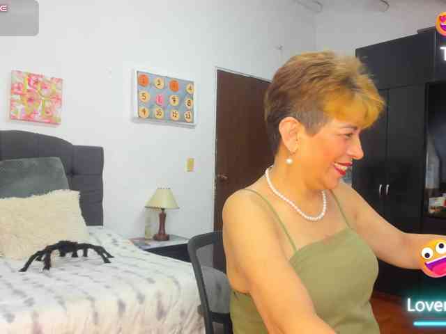 AngelinaStone65