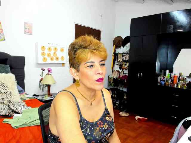 AngelinaStone65