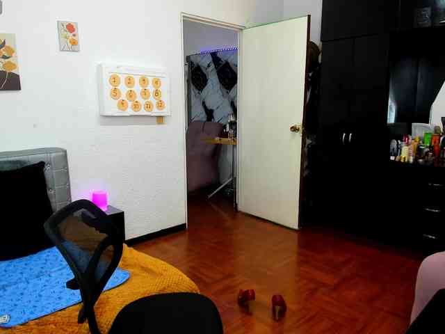 AngelinaStone65 webcam