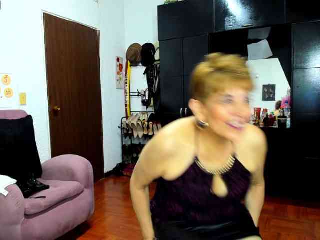 AngelinaStone65 webcam