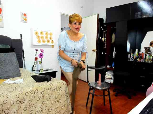 AngelinaStone65 webcam